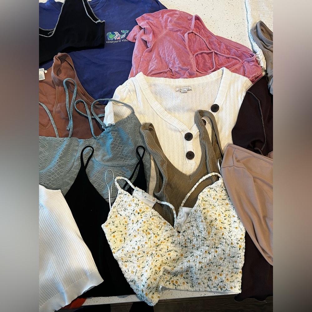 Crop Top Bundle - image 4